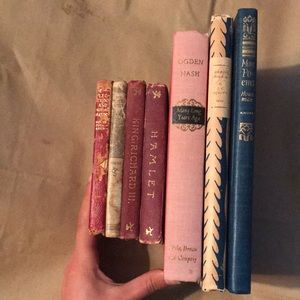 Big bundle of antique/vintage books!